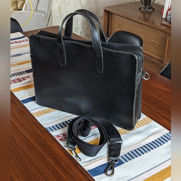 Matt & Nat Unisex Briefcase - Black with purple lining. - Picture 2 of 7